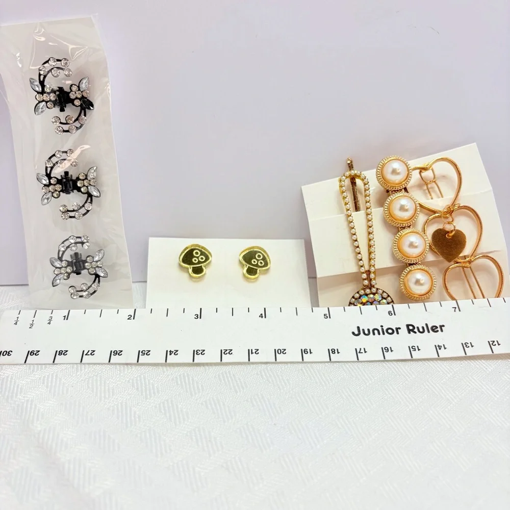 6for$20❤️Bundle ItemElegant Gold barrettes Pearl Rhinestone Clas/Stud Earrings